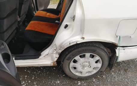 Nissan Wingroad III, 2001 год, 190 000 рублей, 22 фотография