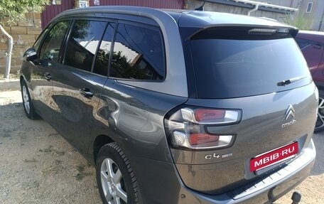 Citroen C4 Picasso II рестайлинг, 2015 год, 1 670 000 рублей, 6 фотография