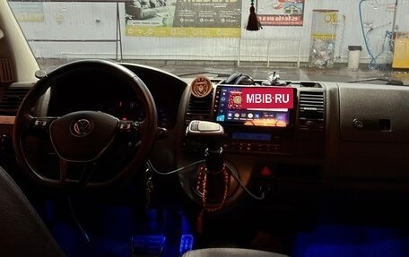 Volkswagen Caravelle T5, 2009 год, 1 300 000 рублей, 10 фотография