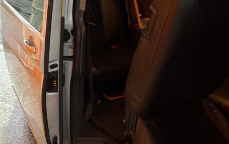 Volkswagen Caravelle T5, 2009 год, 1 300 000 рублей, 15 фотография