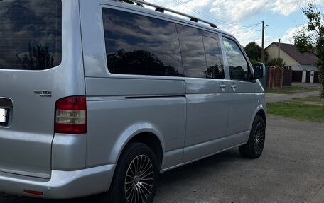 Volkswagen Caravelle T5, 2009 год, 1 300 000 рублей, 24 фотография