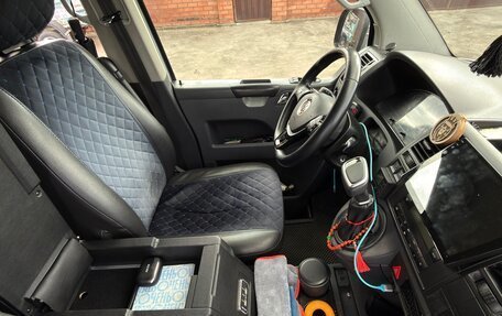 Volkswagen Caravelle T5, 2009 год, 1 300 000 рублей, 34 фотография