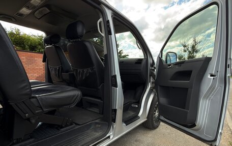 Volkswagen Caravelle T5, 2009 год, 1 300 000 рублей, 36 фотография