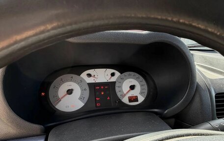 Renault Symbol I, 2008 год, 330 000 рублей, 8 фотография