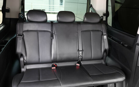 Hyundai Staria, 2021 год, 4 000 000 рублей, 13 фотография
