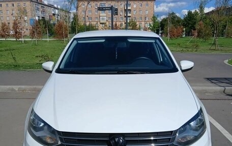 Volkswagen Polo VI (EU Market), 2016 год, 1 100 000 рублей, 1 фотография