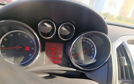 Opel Astra J, 2011 год, 612 000 рублей, 6 фотография