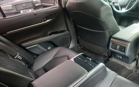 Toyota Camry, 2018 год, 2 350 000 рублей, 13 фотография