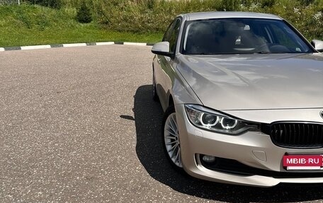 BMW 3 серия, 2013 год, 1 300 000 рублей, 2 фотография