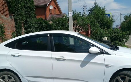 Hyundai Solaris II рестайлинг, 2013 год, 750 000 рублей, 5 фотография
