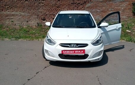 Hyundai Solaris II рестайлинг, 2013 год, 750 000 рублей, 6 фотография