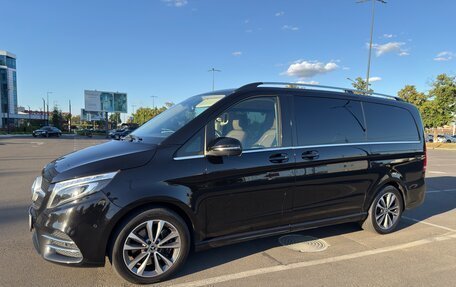 Mercedes-Benz V-Класс, 2019 год, 6 300 000 рублей, 1 фотография