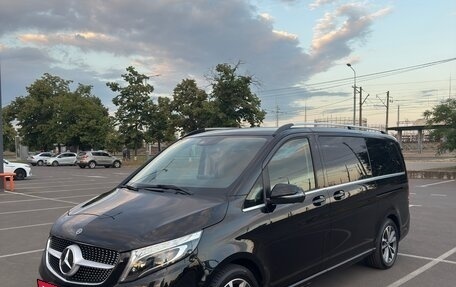 Mercedes-Benz V-Класс, 2019 год, 6 300 000 рублей, 2 фотография