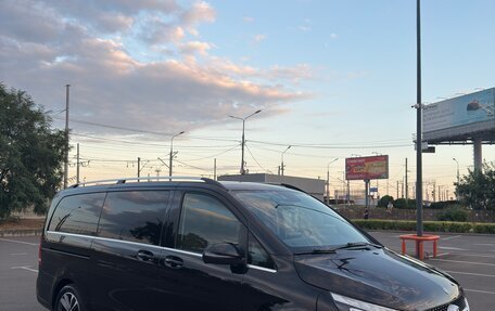Mercedes-Benz V-Класс, 2019 год, 6 300 000 рублей, 4 фотография