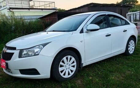Chevrolet Cruze II, 2011 год, 600 000 рублей, 1 фотография