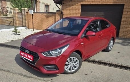 Hyundai Solaris II рестайлинг, 2017 год, 1 150 000 рублей, 2 фотография
