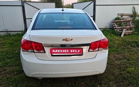 Chevrolet Cruze II, 2011 год, 600 000 рублей, 9 фотография