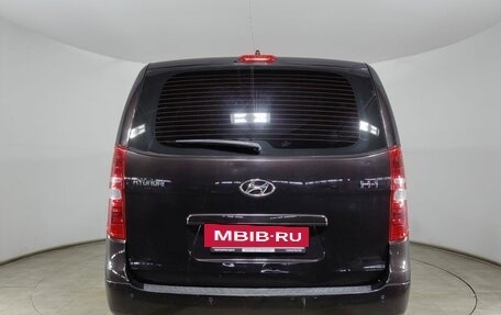Hyundai H-1 II рестайлинг, 2018 год, 2 090 000 рублей, 6 фотография