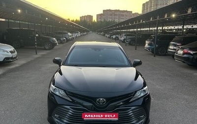 Toyota Camry, 2019 год, 2 800 000 рублей, 1 фотография