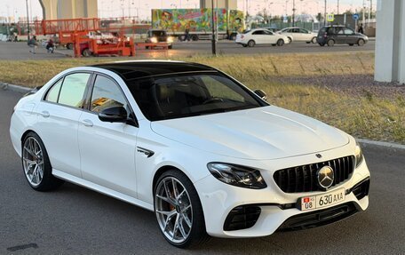 Mercedes-Benz E-Класс AMG, 2018 год, 4 300 000 рублей, 6 фотография