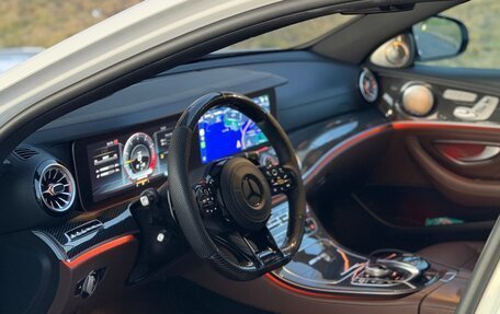 Mercedes-Benz E-Класс AMG, 2018 год, 4 300 000 рублей, 14 фотография