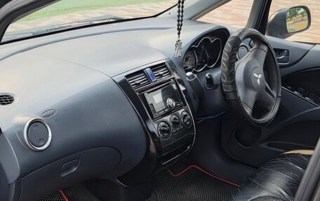 Mitsubishi Colt VI рестайлинг, 2003 год, 315 000 рублей, 9 фотография