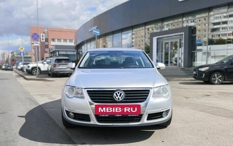 Volkswagen Passat B6, 2010 год, 650 000 рублей, 2 фотография