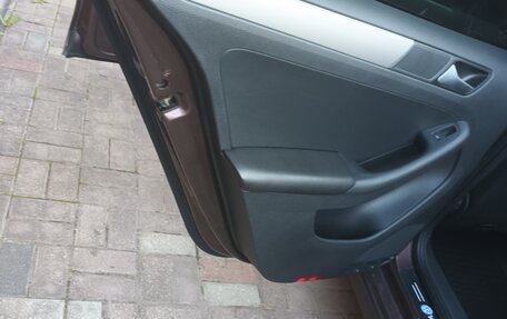 Volkswagen Jetta VI, 2016 год, 1 200 000 рублей, 6 фотография