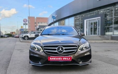 Mercedes-Benz E-Класс, 2015 год, 1 950 000 рублей, 2 фотография