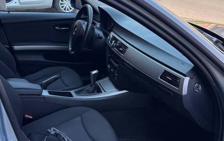 BMW 3 серия, 2008 год, 550 000 рублей, 18 фотография