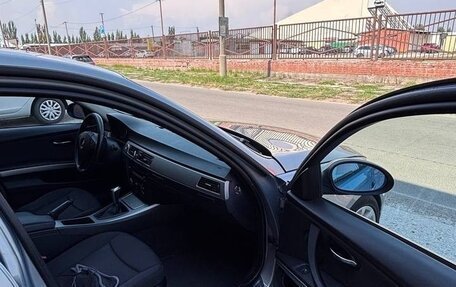 BMW 3 серия, 2008 год, 550 000 рублей, 17 фотография
