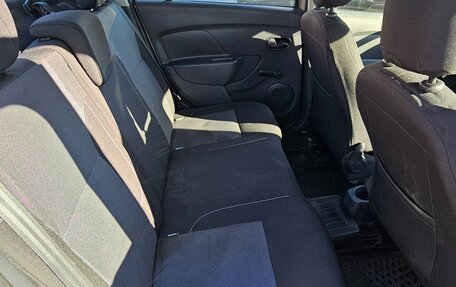 Renault Logan II, 2019 год, 1 175 000 рублей, 13 фотография