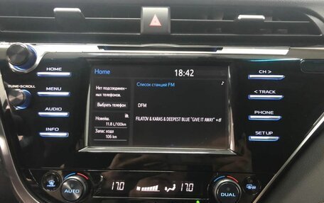 Toyota Camry, 2019 год, 2 840 000 рублей, 9 фотография