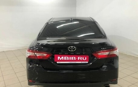 Toyota Camry, 2019 год, 2 840 000 рублей, 6 фотография