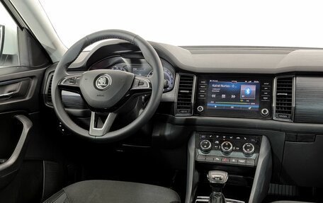 Skoda Kodiaq I, 2018 год, 1 999 000 рублей, 10 фотография