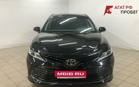 Toyota Camry, 2019 год, 2 840 000 рублей, 2 фотография