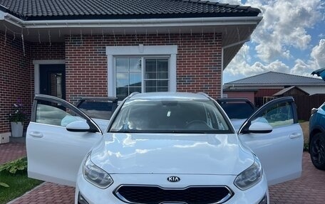KIA cee'd III, 2019 год, 1 550 000 рублей, 2 фотография