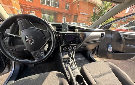 Toyota Corolla, 2018 год, 1 350 000 рублей, 6 фотография