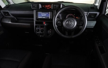 Toyota Roomy I, 2021 год, 1 369 000 рублей, 6 фотография