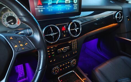Mercedes-Benz GLK-Класс, 2014 год, 2 350 000 рублей, 25 фотография