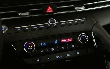 Hyundai Elantra, 2024 год, 2 230 000 рублей, 8 фотография