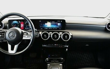Mercedes-Benz CLA, 2020 год, 2 450 000 рублей, 5 фотография