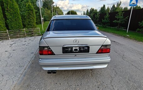 Mercedes-Benz E-Класс, 1994 год, 4 900 000 рублей, 5 фотография
