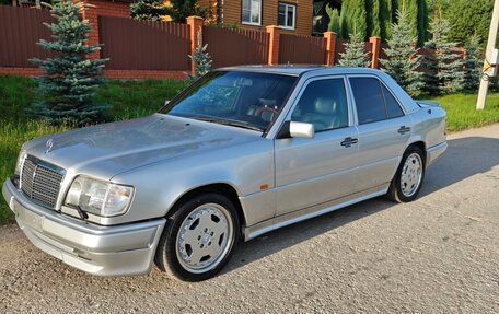 Mercedes-Benz E-Класс, 1994 год, 4 900 000 рублей, 3 фотография