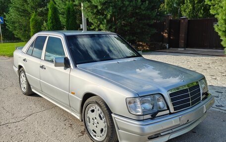 Mercedes-Benz E-Класс, 1994 год, 4 900 000 рублей, 4 фотография