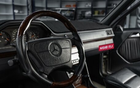 Mercedes-Benz E-Класс, 1994 год, 4 900 000 рублей, 29 фотография
