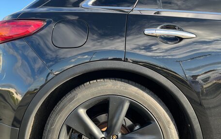 Infiniti QX70, 2015 год, 2 290 000 рублей, 8 фотография