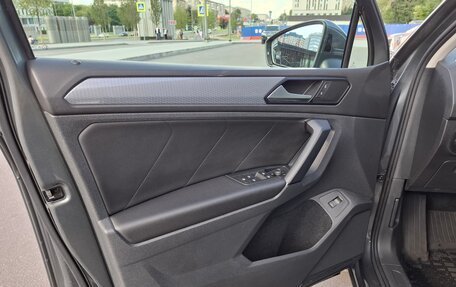 Volkswagen Tiguan II, 2021 год, 2 950 000 рублей, 20 фотография