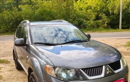 Mitsubishi Outlander III рестайлинг 3, 2008 год, 850 000 рублей, 2 фотография