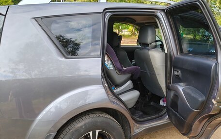 Mitsubishi Outlander III рестайлинг 3, 2008 год, 850 000 рублей, 11 фотография